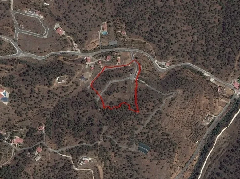 Atterrir  Kalo Chorio Oreinis, Chypre