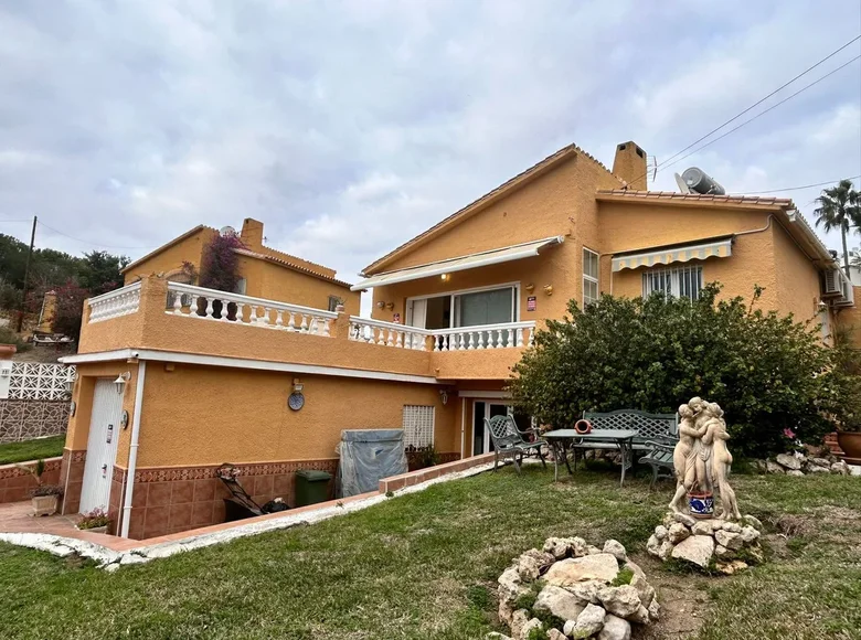 3-Schlafzimmer-Villa 132 m² Mijas, Spanien