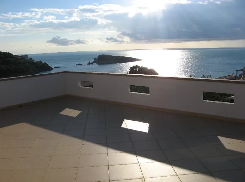 Casa 6 habitaciones 200 m² Kunje, Montenegro