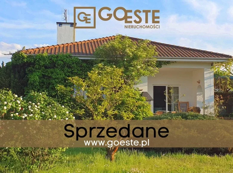 House 10 rooms Smolice, Poland
