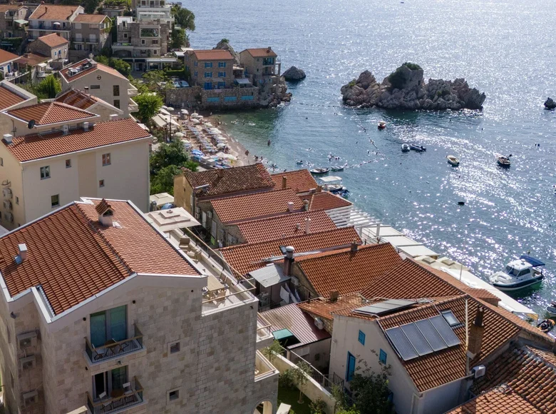 Hôtel 358 m² à Przno, Monténégro