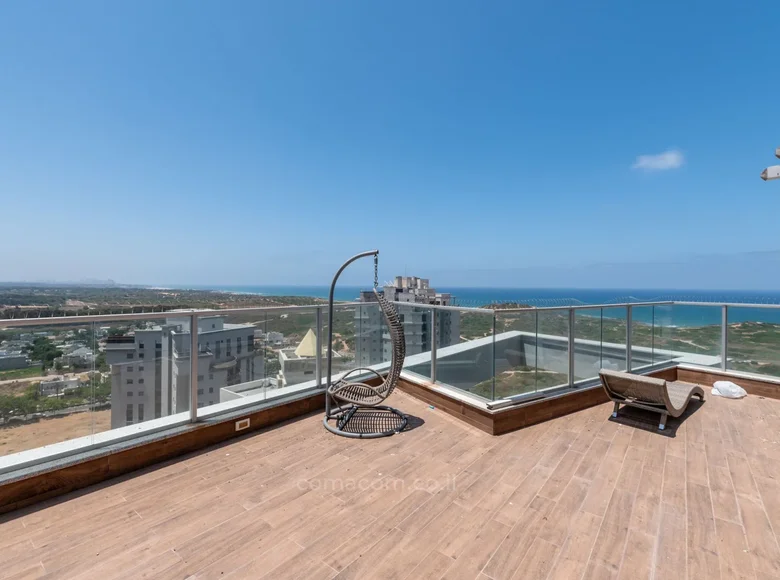 Penthouse 5 rooms 178 m² Hadera, Israel