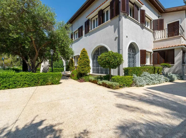 Atterrir 299 m² Strovolos, Chypre