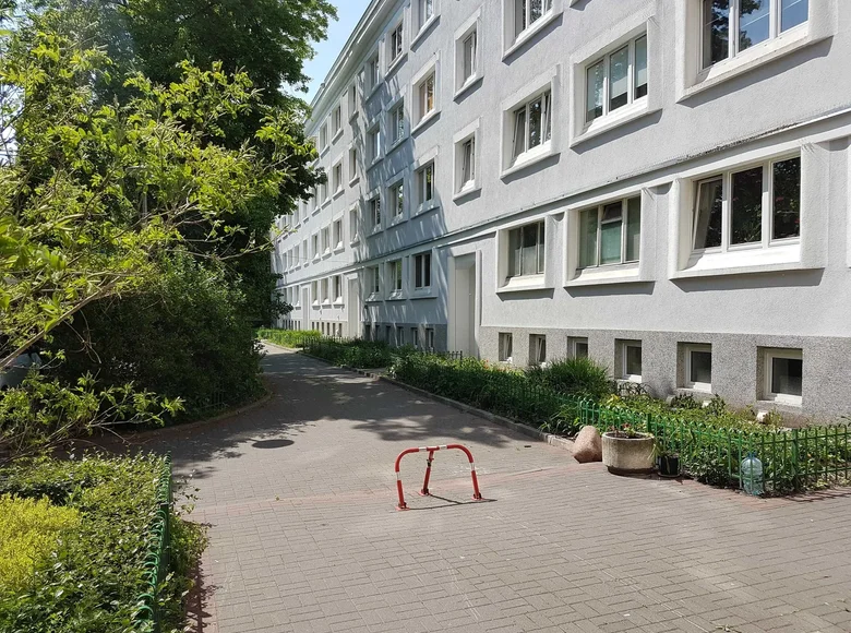 Квартира 1 комната 35 м² в Варшаве, Польша