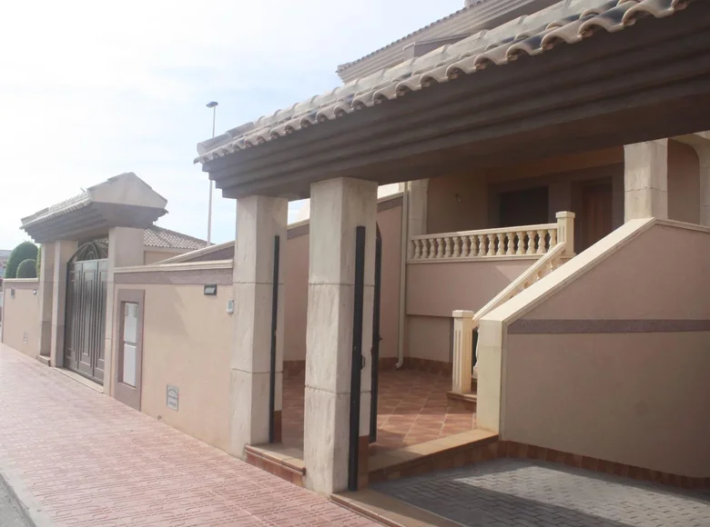 Appartement 2 chambres 225 m² Torrevieja, Espagne