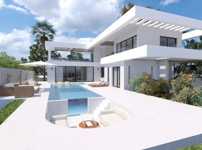4 bedroom house 267 m² Manilva, Spain