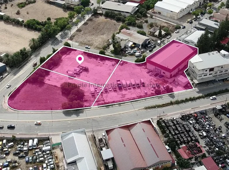 Manufacture 800 m² in Nicosia, Cyprus