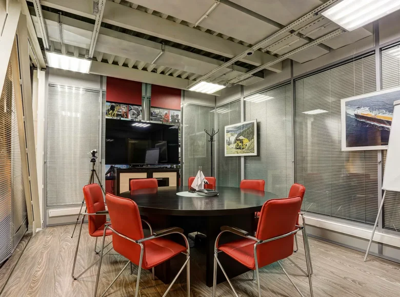 Office 3 890 m² in Moscow, Russia