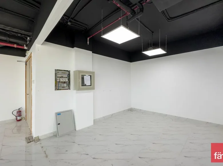Office 169 m² in Dubai, United Arab Emirates