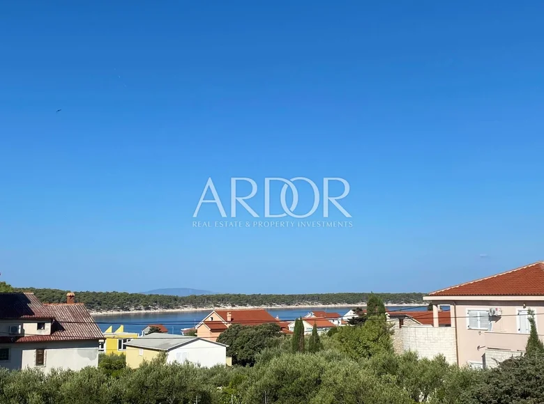 2 bedroom apartment 65 m² Barbat, Croatia