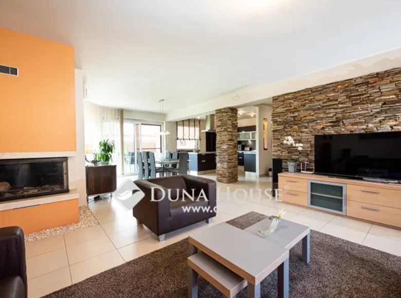 Haus 400 m² Nyiregyhazi jaras, Ungarn