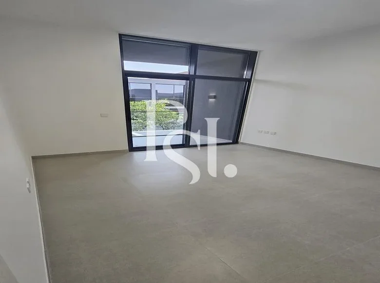 3 bedroom townthouse 218 m² Sharjah, United Arab Emirates