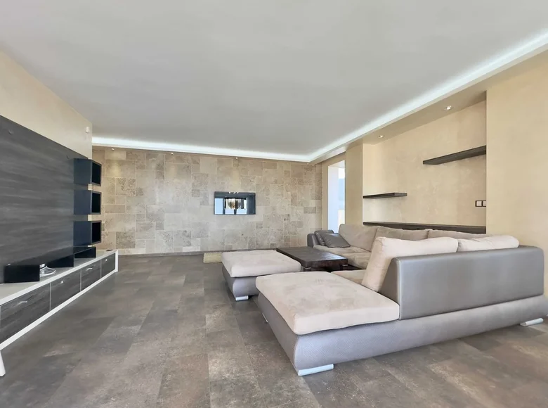 2 bedroom apartment 255 m² Sveti Vlas, Bulgaria