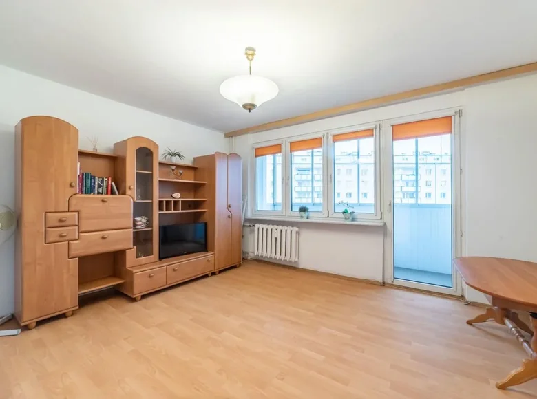 2 room apartment 35 m² Warsaw, Poland