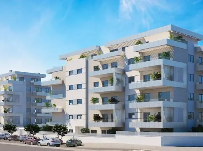 Mieszkanie 3 pokoi 187 m² Fuengirola, Hiszpania