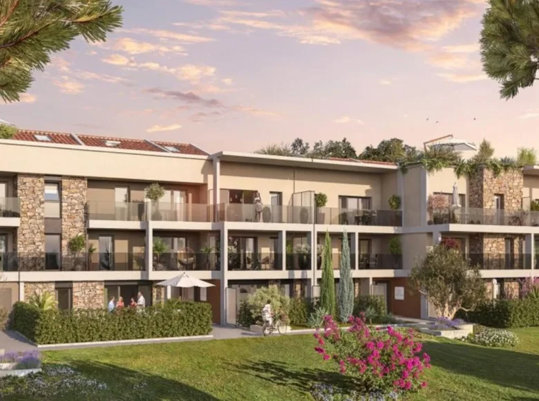 Квартира 2 спальни 80 м², Франция