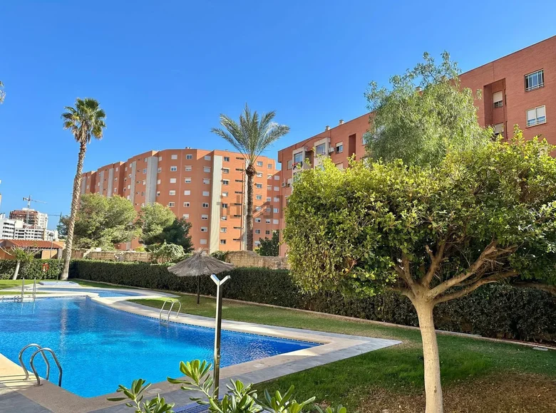 Wohnung 3 Schlafzimmer 108 m² Alicante, Spanien