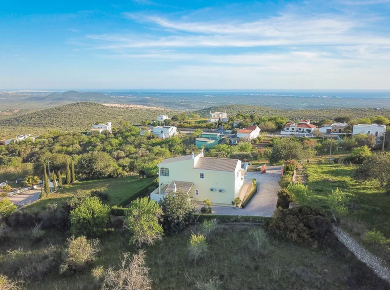 4 bedroom Villa 353 m² Boliqueime, Portugal