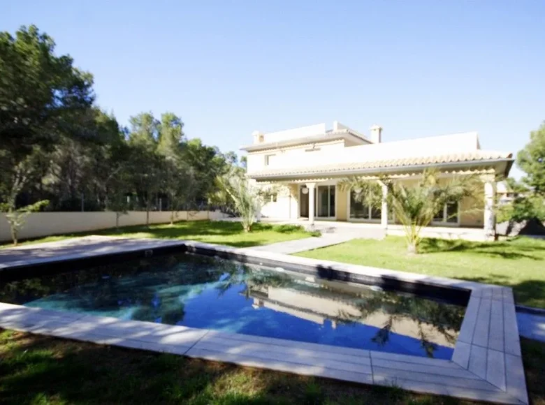 Castillo 3 habitaciones 510 m² Sol de Mallorca, Španjolska