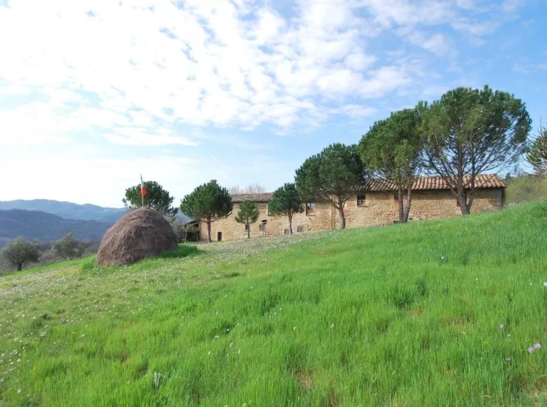 Miethaus 300 m² Umbertide, Italien
