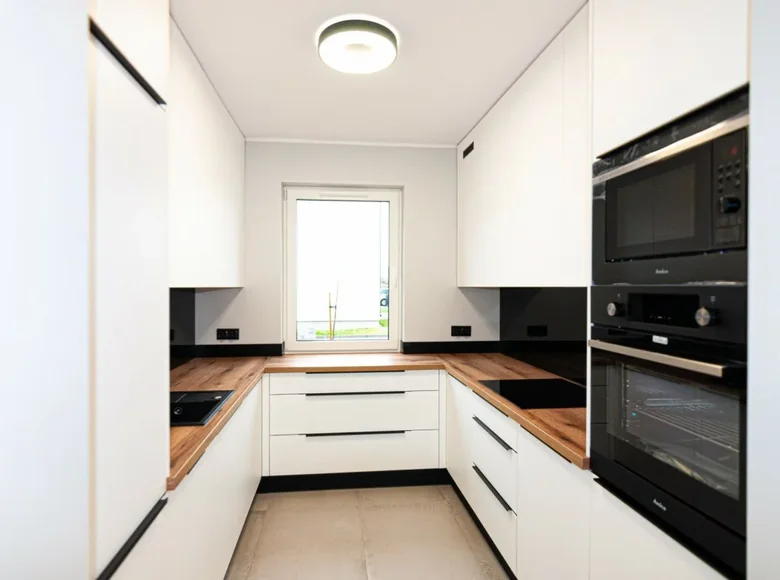 Apartment 80 m² Lodz, Poland