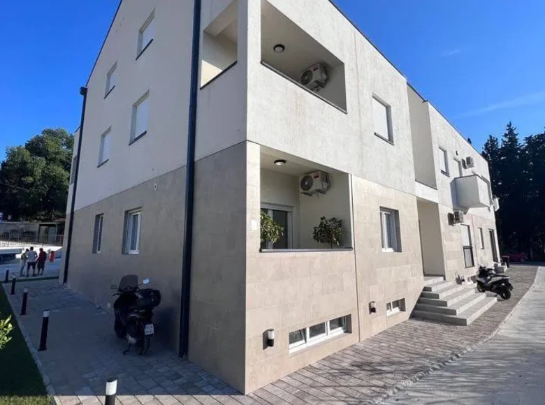 Mieszkanie 2 pokoi 50 m² Radanovici, Czarnogóra