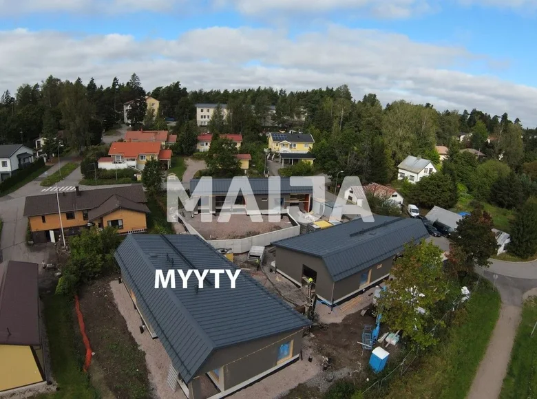 Дом 5 комнат 120 м² Helsinki sub region, Финляндия