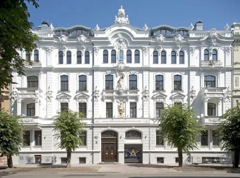 Wohnung 5 zimmer 328 m² in Riga, Lettland