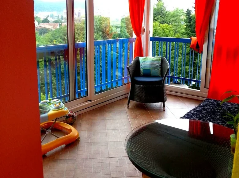 Mieszkanie 4 pokoi 101 m² Bar, Czarnogóra