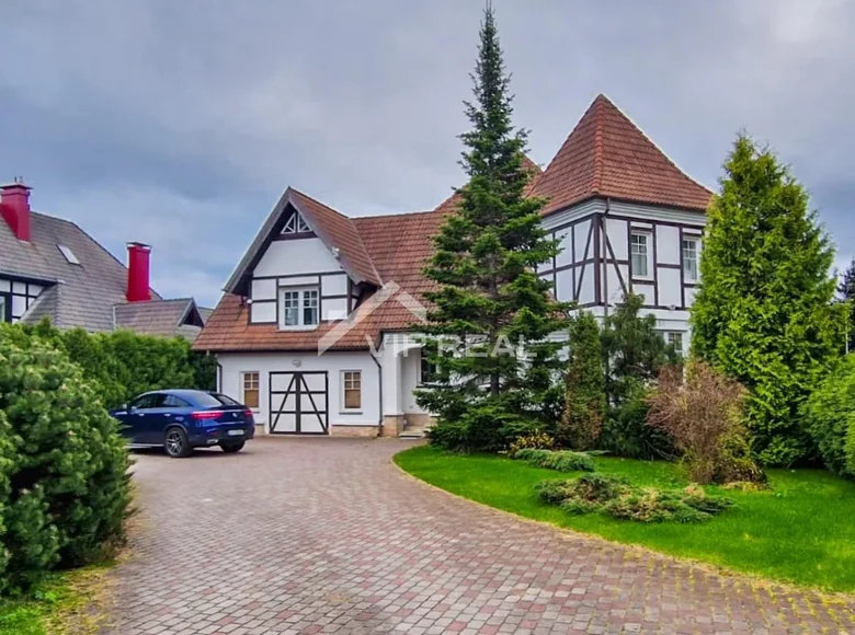 6 room house 430 m² Priedkalne, Latvia