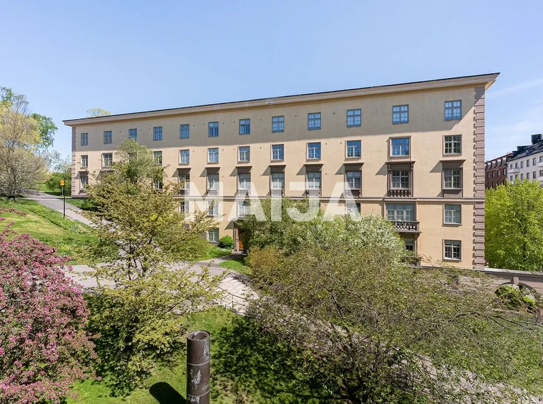 4 bedroom apartment 262 m² Helsinki sub-region, Finland