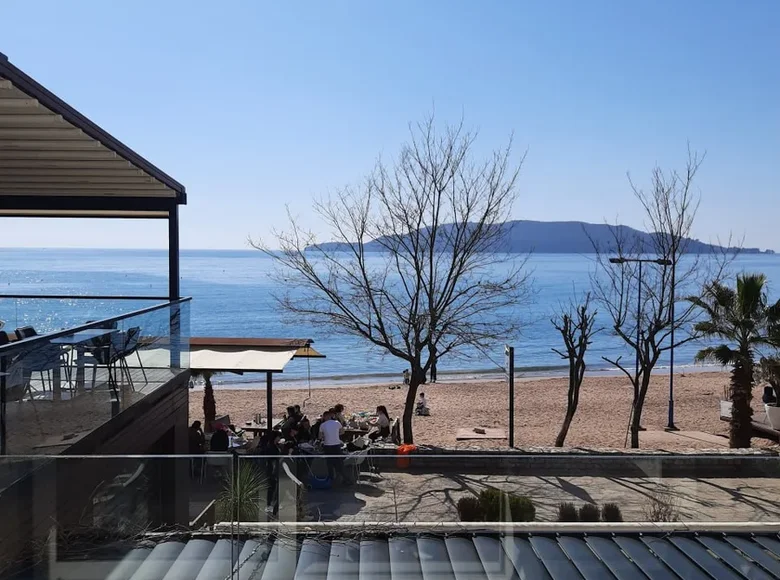 Mieszkanie 2 pokoi 85 m² Rafailovici, Czarnogóra