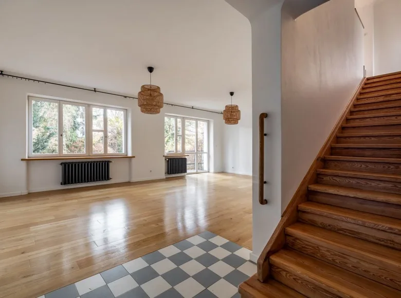 House 190 m² in Masovian Voivodeship, Poland