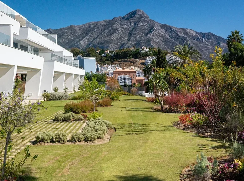 Mieszkanie 3 pokoi 129 m² Almeria, Hiszpania