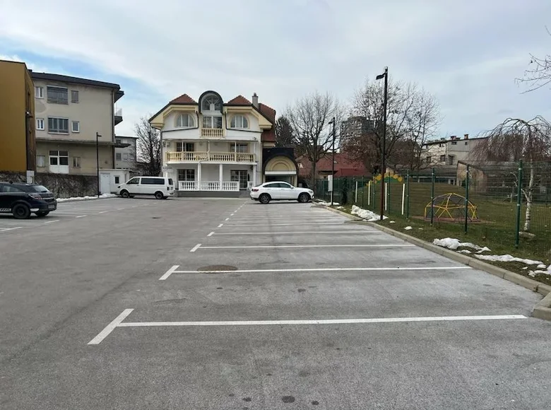 Hôtel 554 m² à Upravna Enota Ljubljana, Slovénie