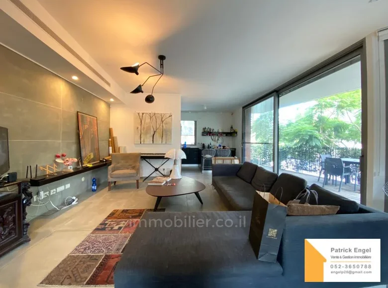 Mieszkanie 4 pokoi 130 m² Tel-Awiw, Izrael