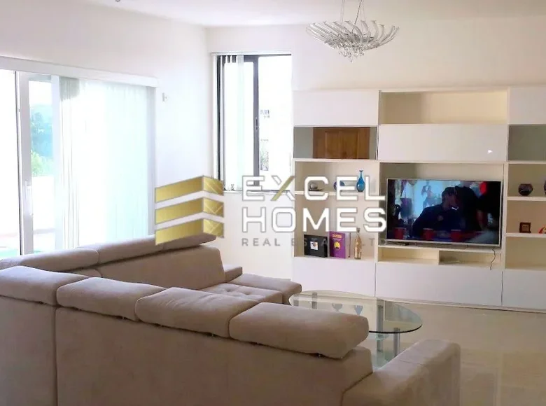 2-Schlafzimmer-Penthouse  Saint Julians, Malta