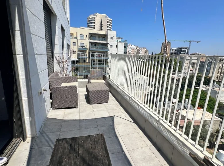 5 room apartment 125 m² Herzliya, Israel