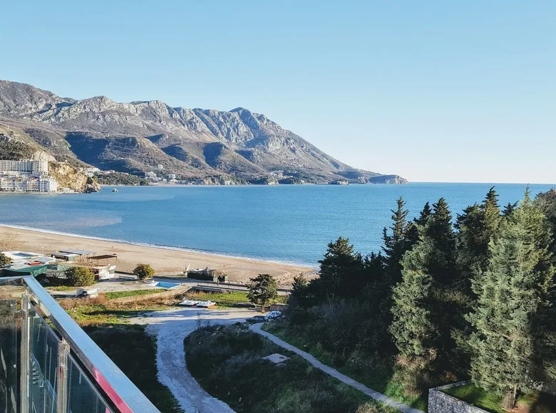 Квартира 2 спальни 89 м² Бечичи, Черногория