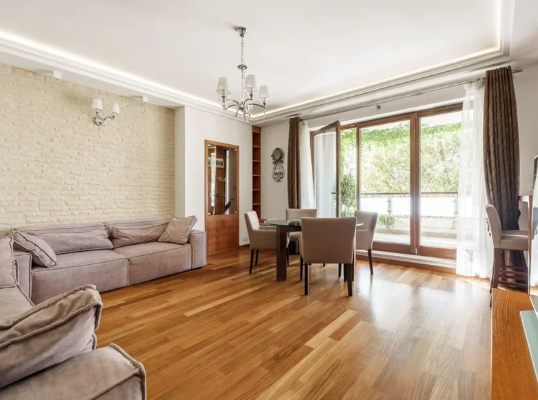 Apartamento 3 habitaciones 96 m² en Varsovia, Polonia