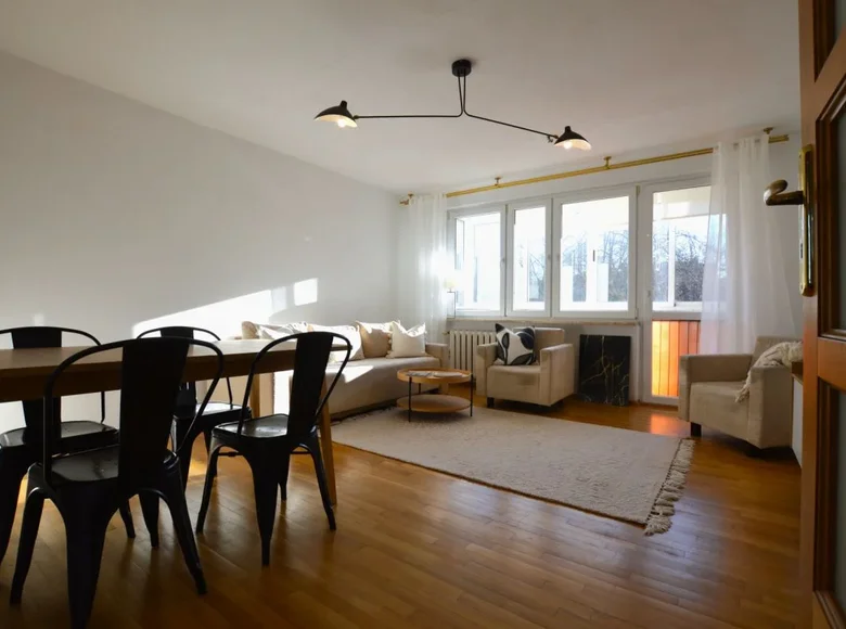 2 room apartment 46 m² Warsaw, Poland
