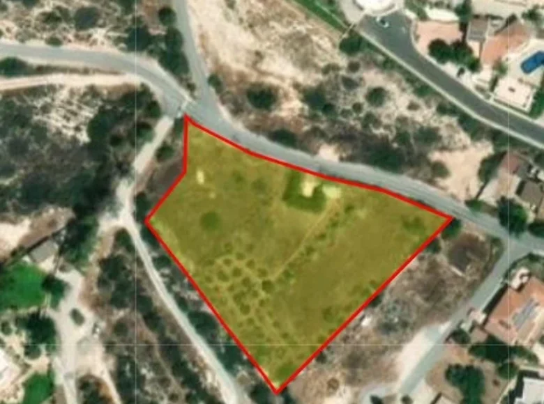 Land  Agios Tychonas, Cyprus