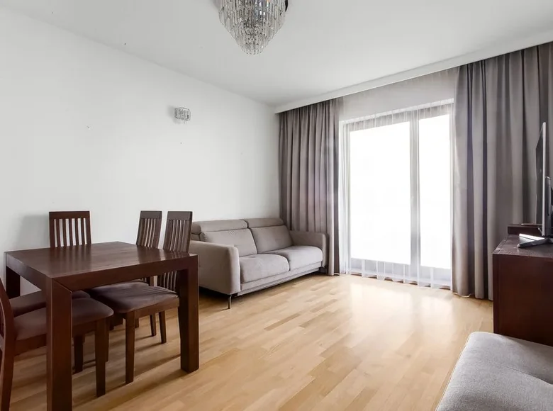 3 room apartment 77 m² in Warsaw, Poland