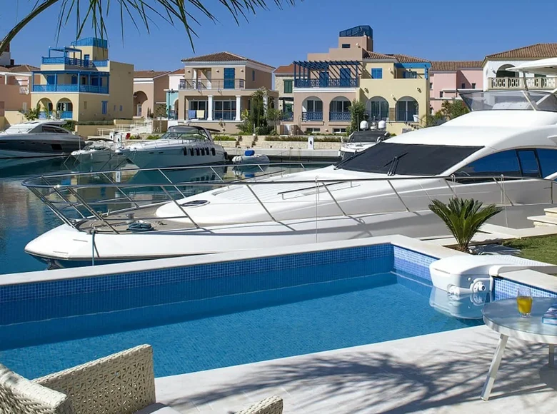 Villa de tres dormitorios 239 m² Limasol, Chipre
