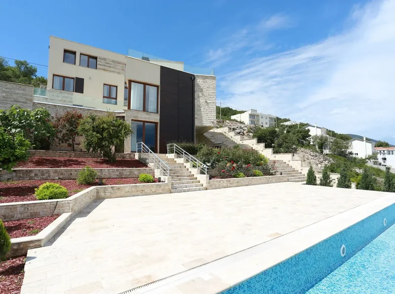 Willa 5 pokojów 516 m² Krasici, Czarnogóra