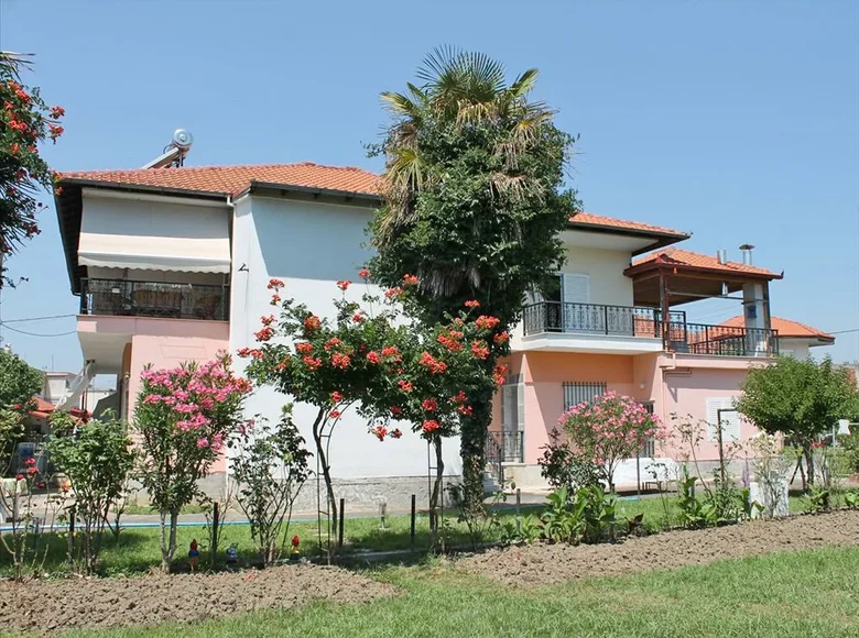 4 bedroom Villa 357 m² Paralia, Greece