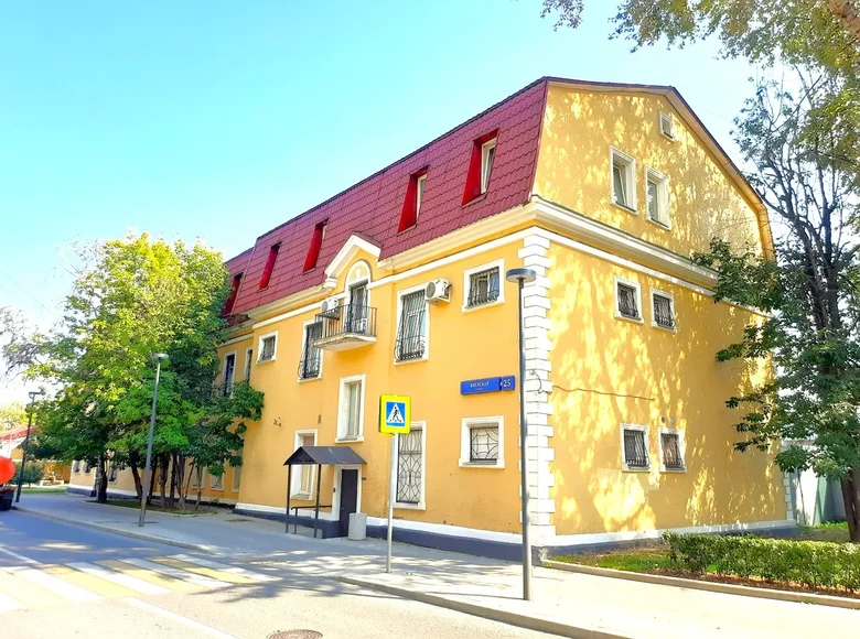 Office 1 100 m² in Moscow, Russia