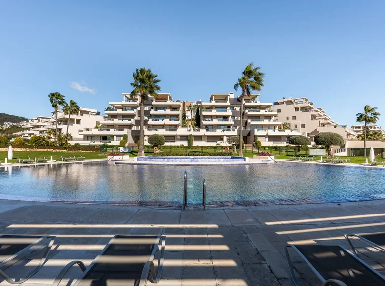 Mieszkanie 3 pokoi 128 m² Benahavis, Hiszpania