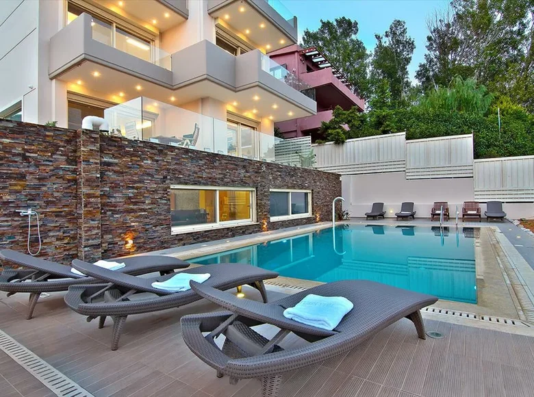 Villa 9 bedrooms 770 m² Municipality of Saronikos, Greece