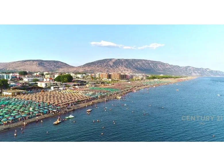 Hotel 50 pokojów 449 m² w Velipoje, Albania